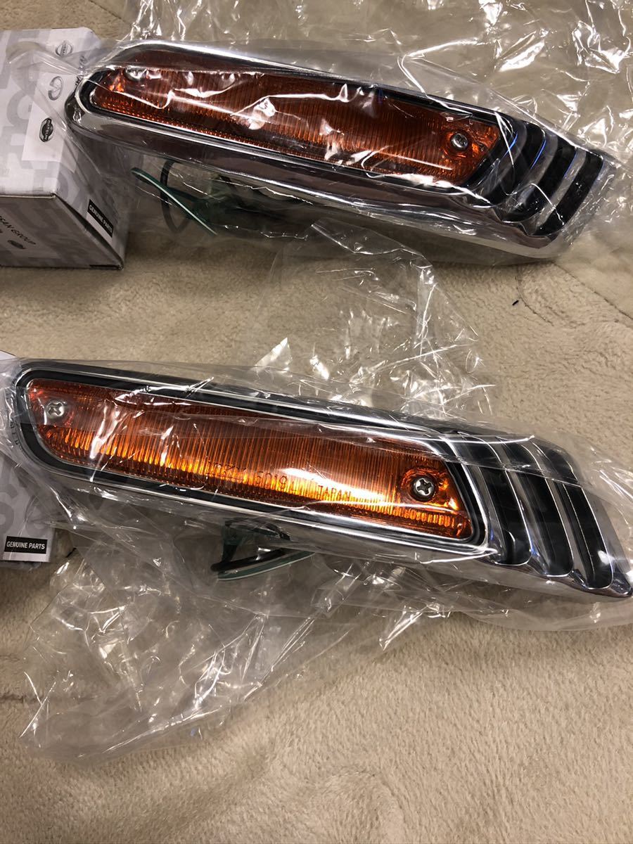 正規品 当時物 本物 日産 純正 C130 ローレル ウインカー サイド