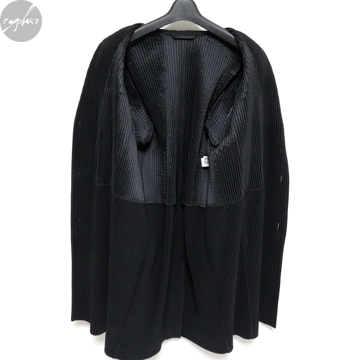 あ*)様 イッセイミヤケ　テクスチャー仕上げ 黒 チェスターコート 2 新品 20AW HOMME PLISSE ISSEY MIYAKE シングル プリーツ チェスター