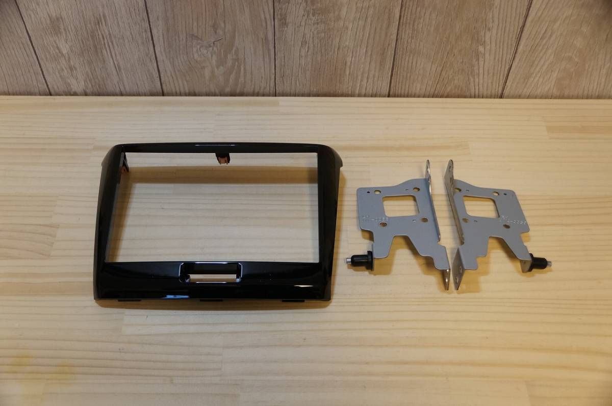 格安，お得 8インチナビ取付キット取付キット スペーシア/スペーシアカスタム MK42S/MK32S フレアワゴン MM42S/MM32S(取付キット、スタンド)｜売買されたオークション情報、yahooの商品情報をアーカイブ公開 - その他