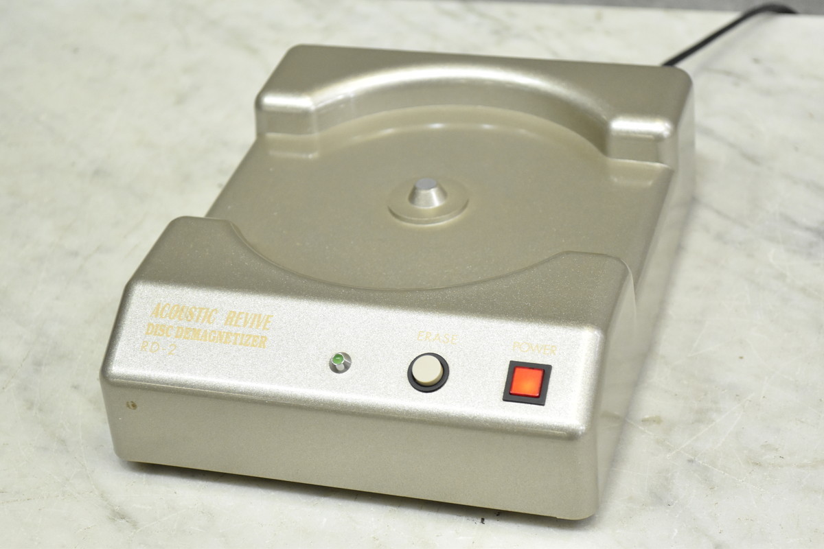 【送料無料!!】ACOUSTIC REVIVE アコースティックリバイブ DISC消磁器 RD-2【現状渡し品】