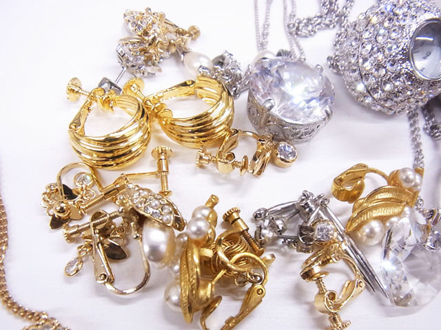 京都一輝堂》【1円～】【アクセサリー】ディオール 白水晶 パール