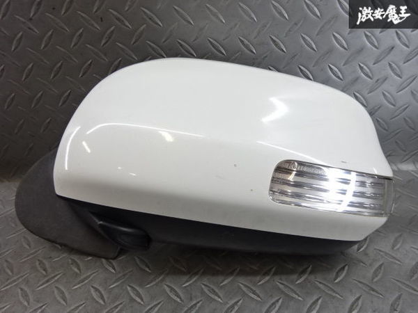トヨタ純正 NCP81G NCP85G シエンタ サイドミラー ドアミラー 左側 助手席側 ウィンカー付 7ピン 棚2O14