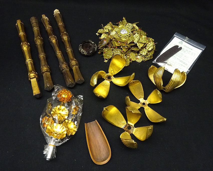 仏像 木彫 総柘植(ツゲ) 仏具 | 2.5寸（高さ：162mm） 切金淡彩 日蓮