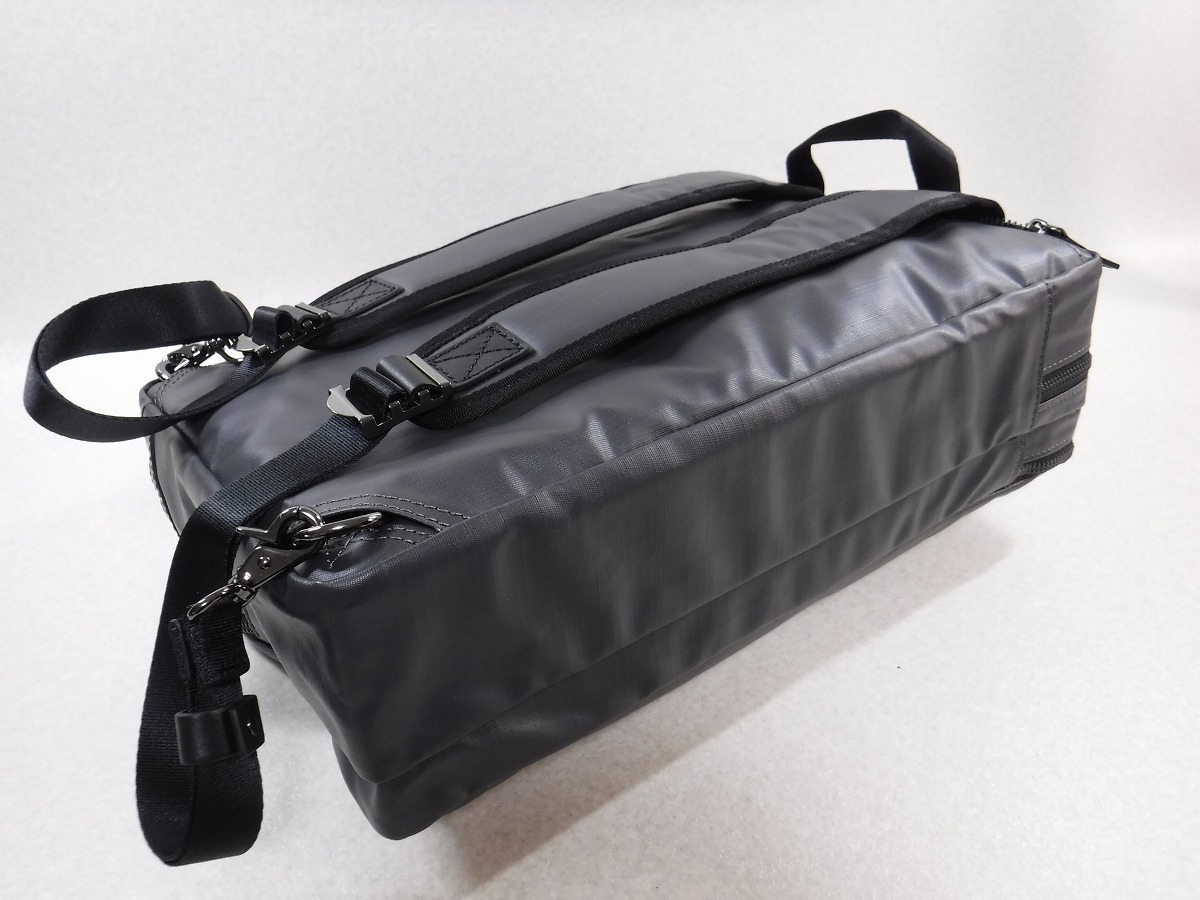 BB754 カルバンクライン プラチナム 新品 定価42900円 黒 防水素材多 