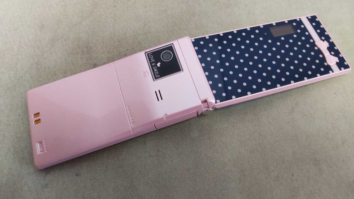 F-06D docomo ハッピーピンク STYLE series Girls