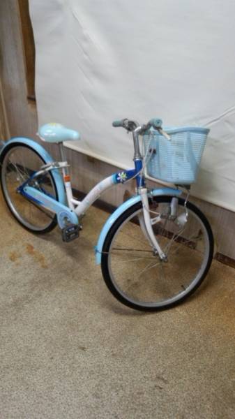 子供用自転車 Sweetie水色 22インチ 女の子 22インチ 売買されたオークション情報 Yahooの商品情報をアーカイブ公開 オークファン Aucfan Com