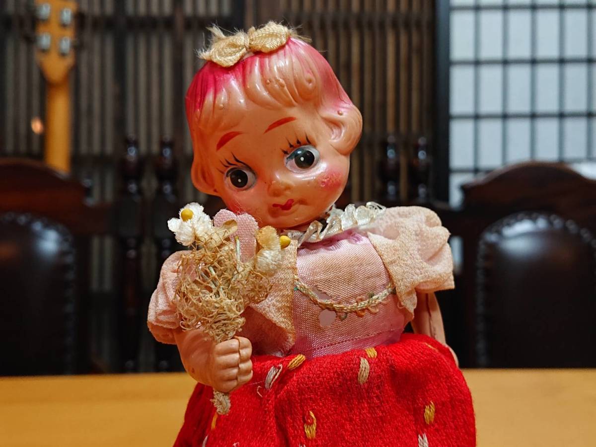 セルロイド人形 | Museum セルロイド人形『ミーコ』赤いドレスに赤い靴 