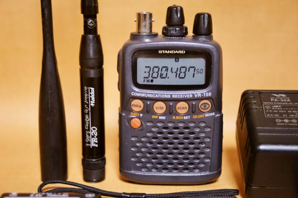 STANDARD VR-150（アダプター、アンテナ付き）STANDARD 広帯域受信機