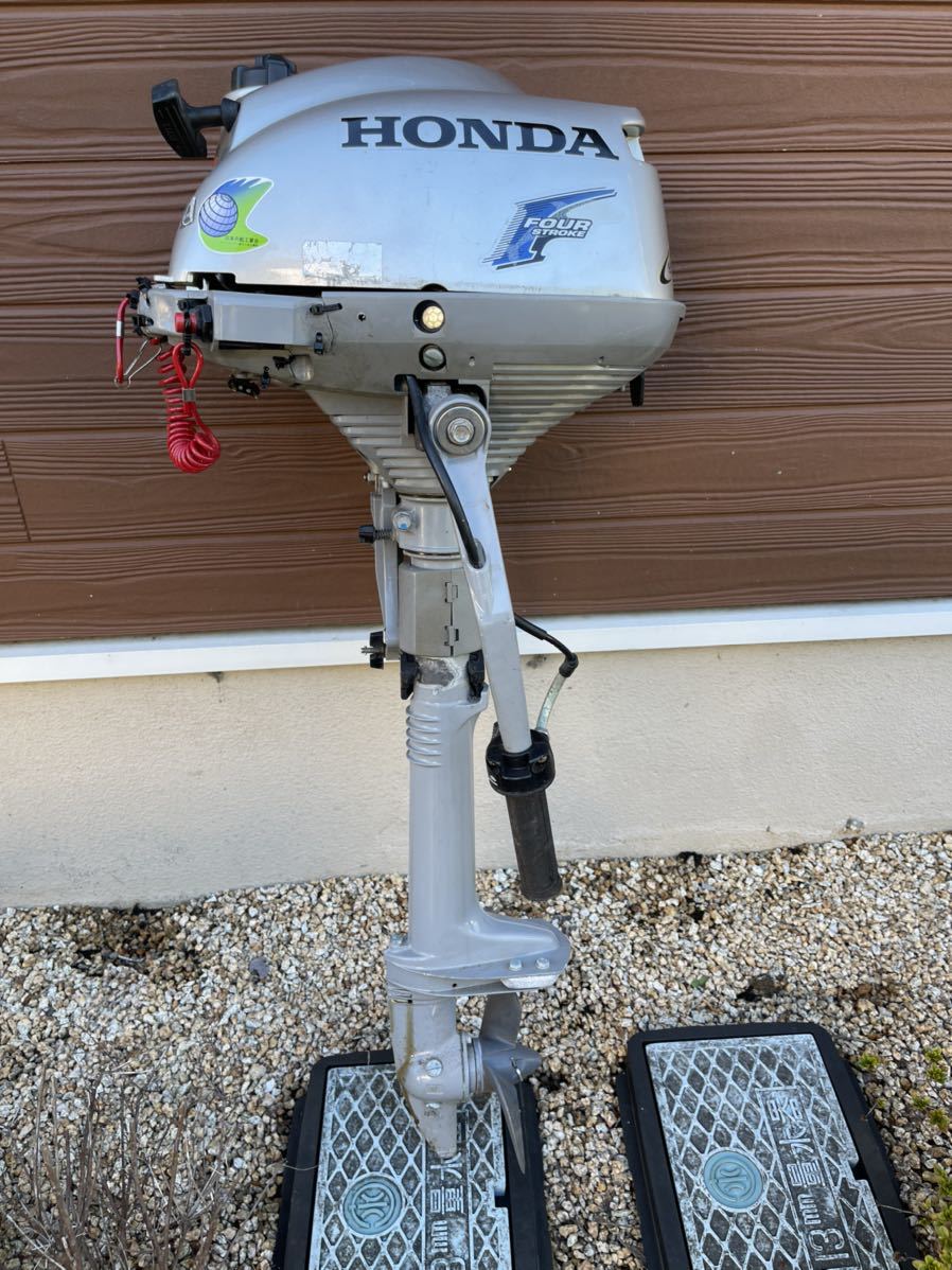 HONDA 船外機BZBF 2馬力 ジャンク品 HONDA 船外機BZBF 2馬力 ジャンク品