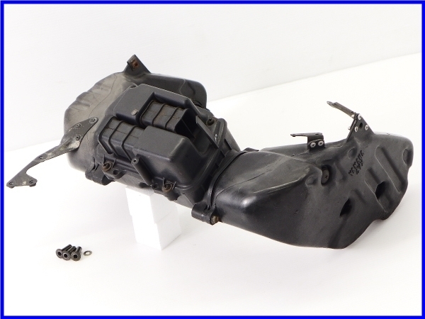  M3 良品 RZV500R 純正エアクリーナーBOX(ヤマハ用)｜売買されたオークション情報、yahooの商品情報をアーカイブ公開 - オークファン エアフィルター、エアクリーナー