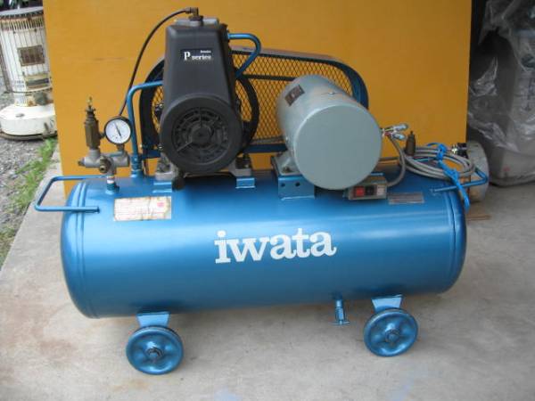家庭電源100V iwata岩田コンプレッサー1馬力60Lタンク 中古品 