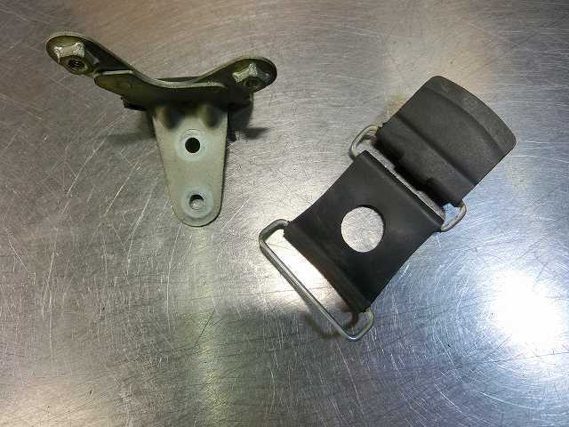 FZR400R ガソリンタンクカバー取付ステー＆ゴムバンドセット☆2TK、1WG、F3レーサーレプリカ_3