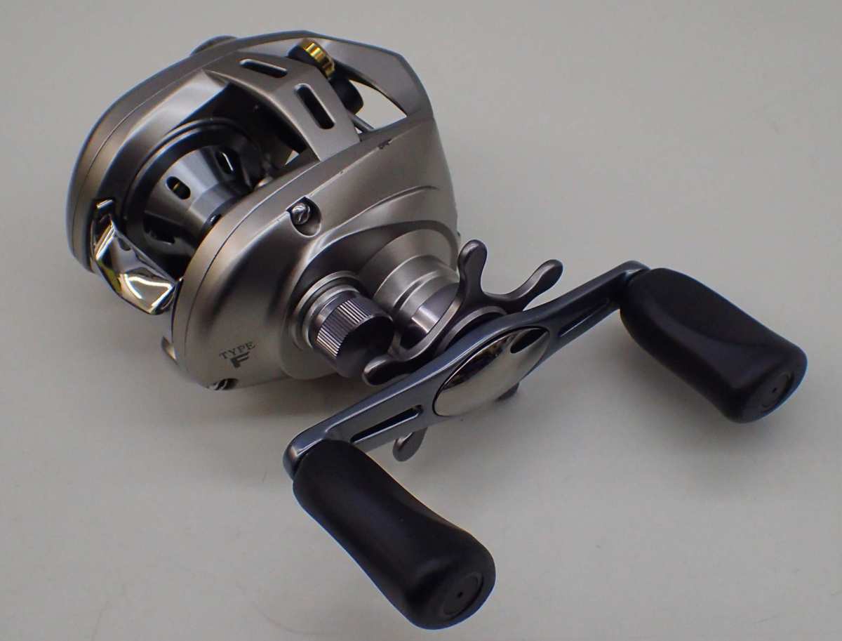 ☆Daiwa ダイワ Alphas アルファス 103 ベイトリール TYPE タイプ F