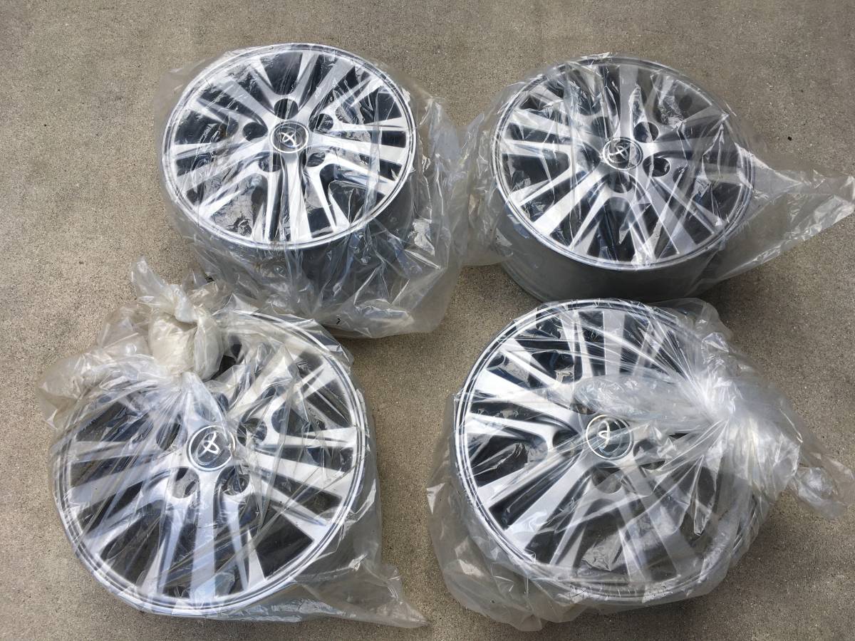 綺麗です TOYOTA トヨタ 80系 エスクァイア 純正 アルミ 15インチ 6J×15 インセット+50 PCD114.3-5H