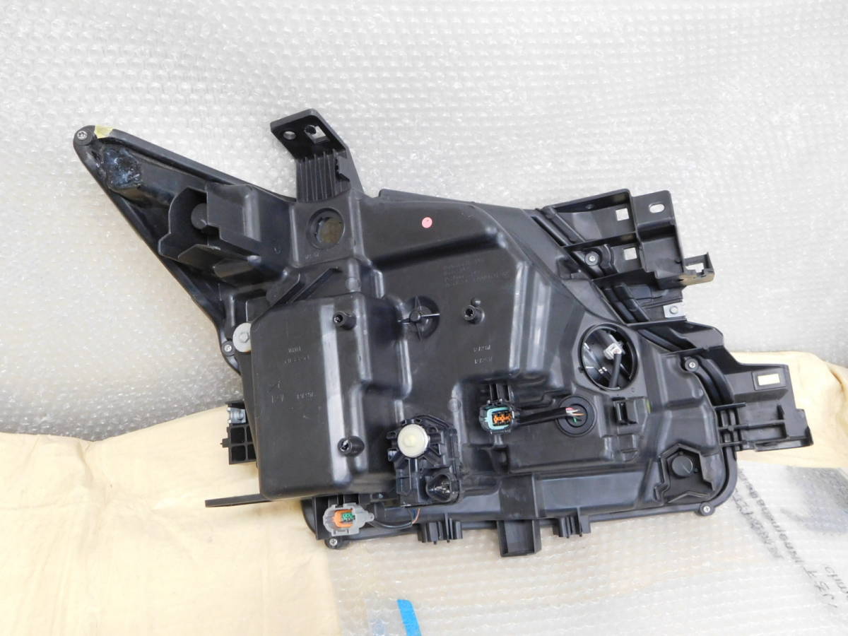 2H1910 美品 E52 エルグランド 後期 ヘッドライト 左 L ハイウェイ