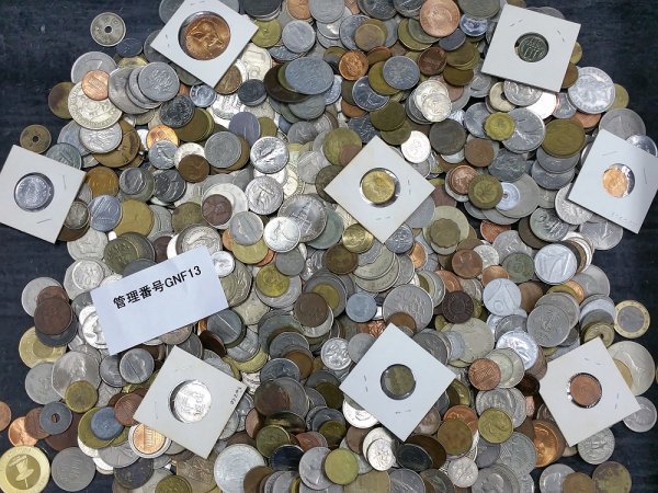 外国コイン 古銭 アメリカ⁄ヨーロッパ 大量おまとめ 3-137外国銭 外国