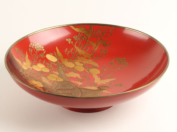 【流】能登輪島塗 蒔絵大盃 KB889 | 日々の暮らしを心地よくする 輪島塗ぐい吞み ぐい呑み「柳に椿」（溜塗） 輪島塗蒔絵 涛華堂