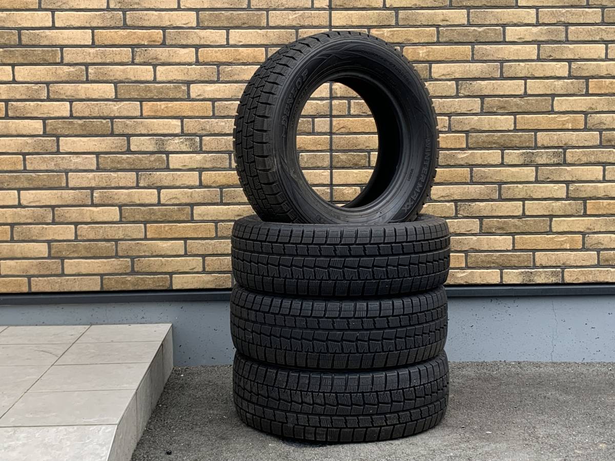 ダンロップ ウインターマックス4本セット 215/65R16 スタッドレスタイヤ 1シーズン使用品 X1916 16年製 日産エクストレイルなど