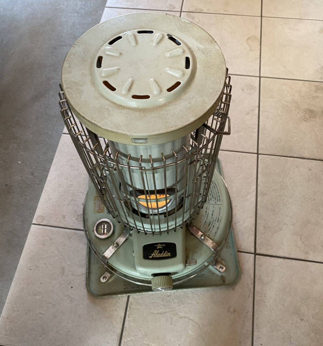 アラジン石油ストーブ BF3902 BF3902 石油ストーブ アラジン しん上下