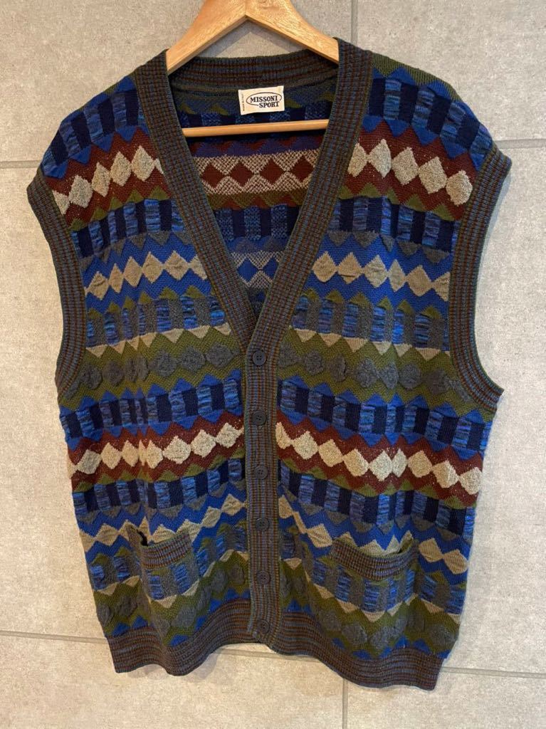大人気！ イタリア製 MISSONI ミッソーニ ニットベスト カーディガン 52サイズ メンズ 美品 ミッソーニ MISSONI イタリア製 ミッソーニ｜マルチカラーボーダー柄 70%OFF オレンジタグ