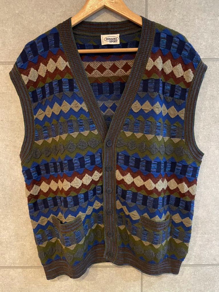 大人気！ イタリア製 MISSONI ミッソーニ ニットベスト カーディガン 52サイズ メンズ 美品 ミッソーニ MISSONI イタリア製 ミッソーニ｜マルチカラーボーダー柄 70%OFF オレンジタグ
