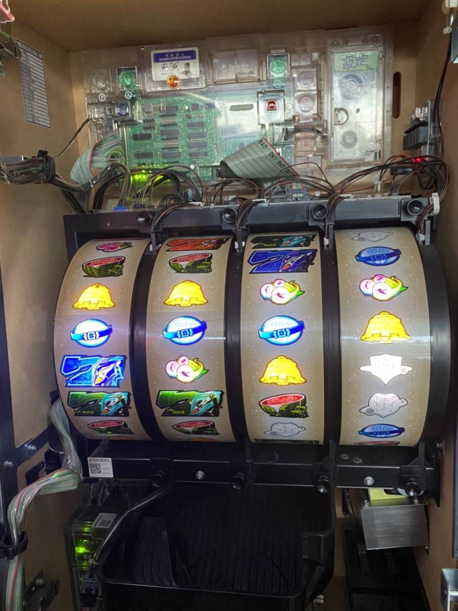 中古品！スロット パチスロ輪廻のラグランジェ！