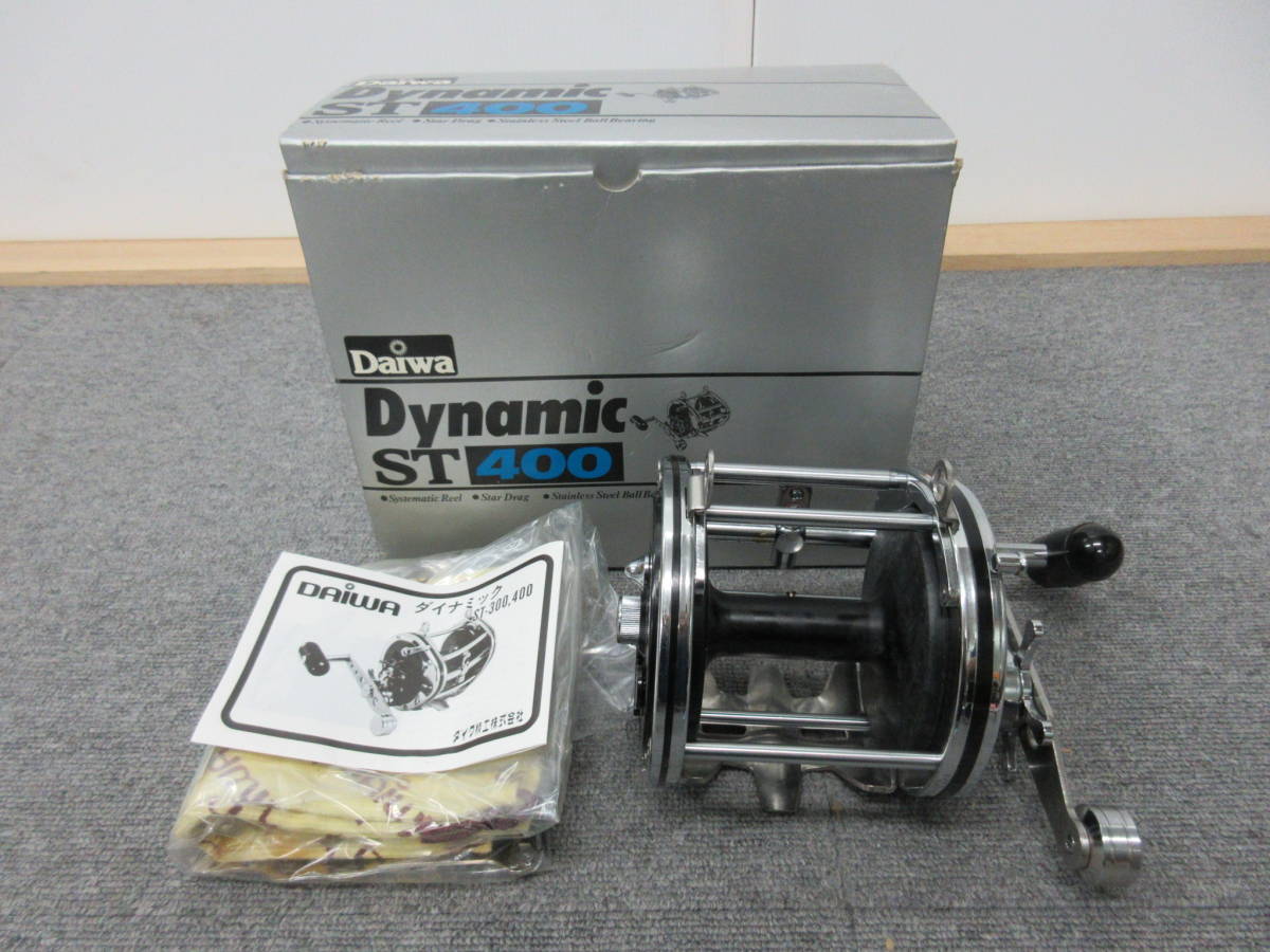 M【11-13】○19 釣具店在庫品 Daiwa ダイワ 船用 手動リール Dynamic