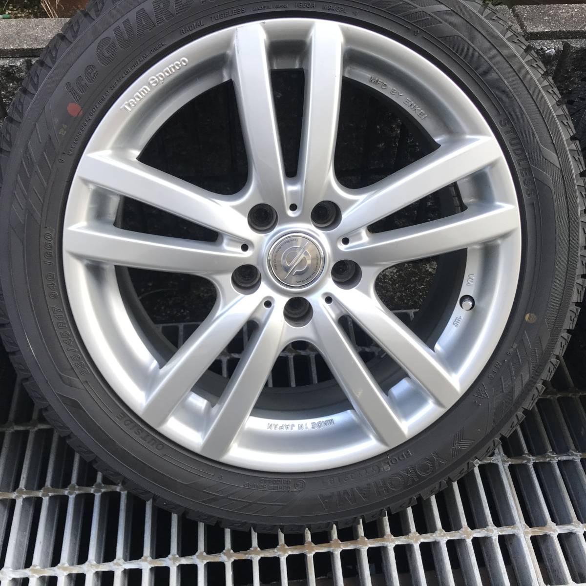 メルセデスベンツ 17インチ ベンツ スタッドレス 4本 235/45R17 【公式