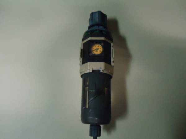 減圧弁　フィルター付きレギュレーター　ＣＫＤ　１．０Ｍｐａ