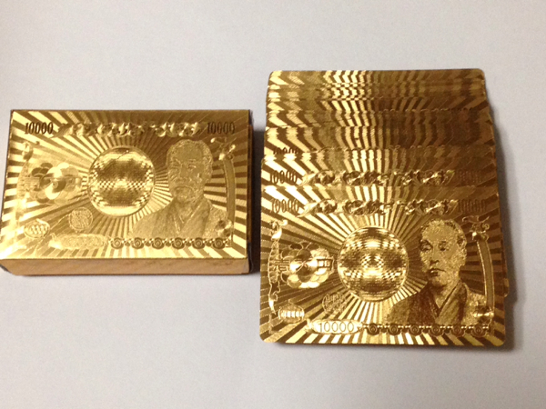 非売品 福沢諭吉 ゴールドトランプ 金 金運アップ トランプ 売買されたオークション情報 Yahooの商品情報をアーカイブ公開 オークファン Aucfan Com