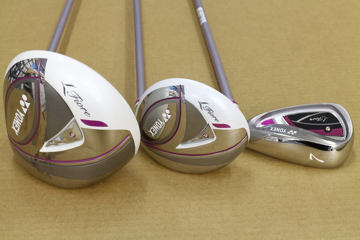 YONEX バドミントンシューズ 23.5cm □女性□ヨネックス□EZONE Tri-G□13□A□NST310□中古□1円～ Yonex