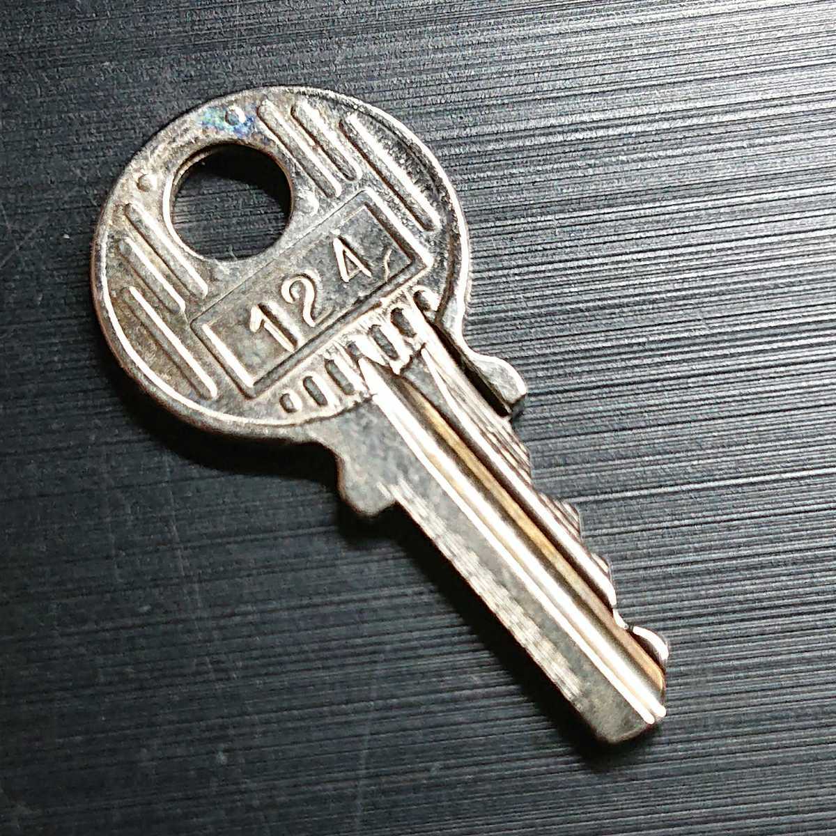 No.124 HERMESエルメス カデナ南京錠キーのみ シルバー バーキン