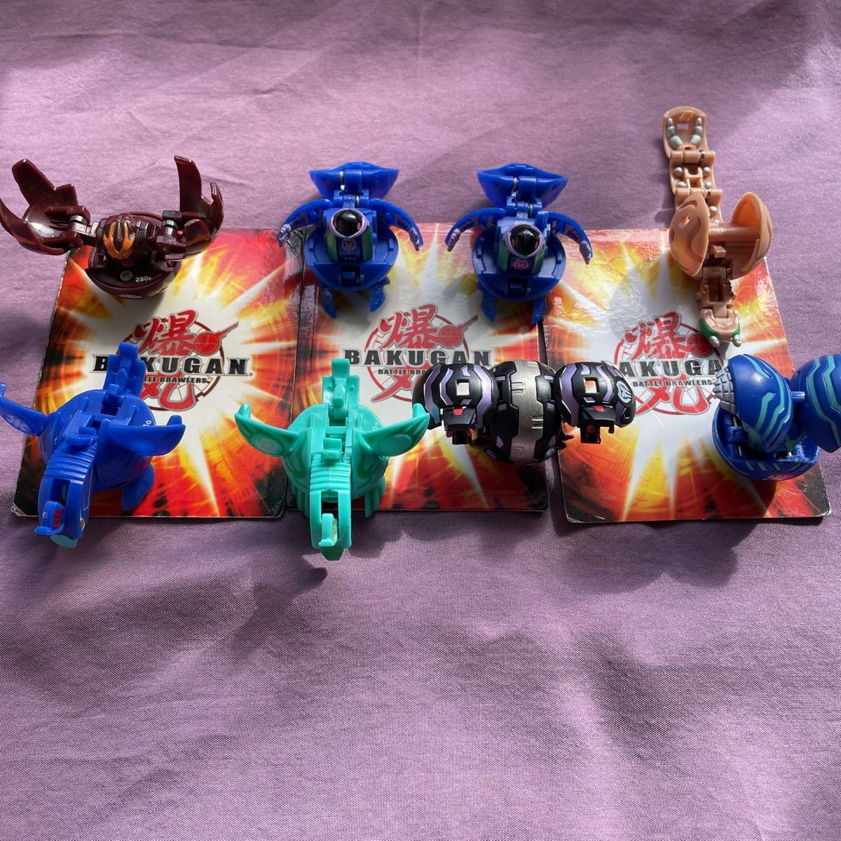 爆丸 bakugan 28mmセット DUAL HYDRANOID SKYRESS DUAL HYDRANOID