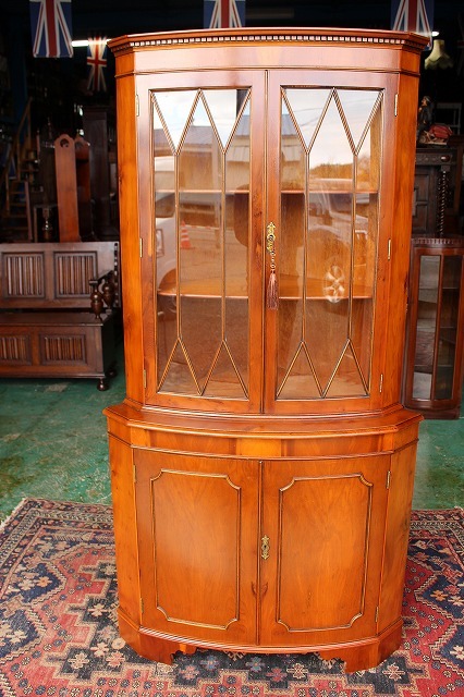 イギリス アンティーク家具 コーナーキャビネット 1930年頃 963A