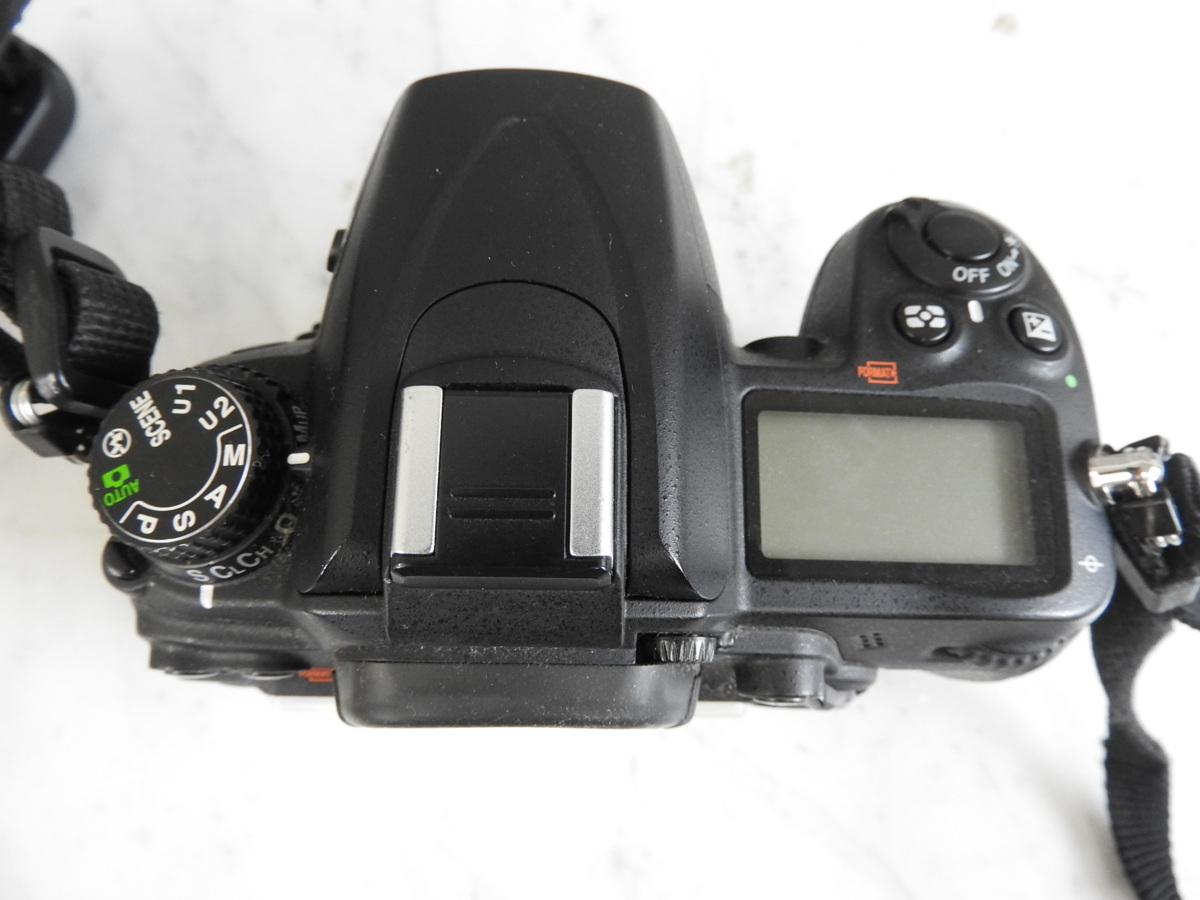 ☆ Nikon ニコン D7000 カメラ ボディ バッテリ・充電器付き ☆中古 