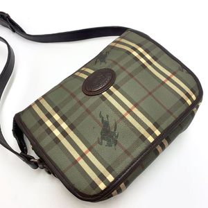 バーバリー ショルダーバッグのヤフオク の相場 価格を見る ヤフオク のバーバリー ショルダーバッグのオークション売買情報は6件が掲載されています