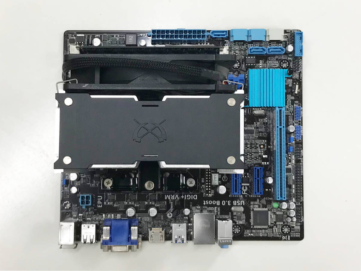 マザーボード B75M-PLUS + i7 3770K + 16GB DDR3 ASUS B75M-PLUS/Core