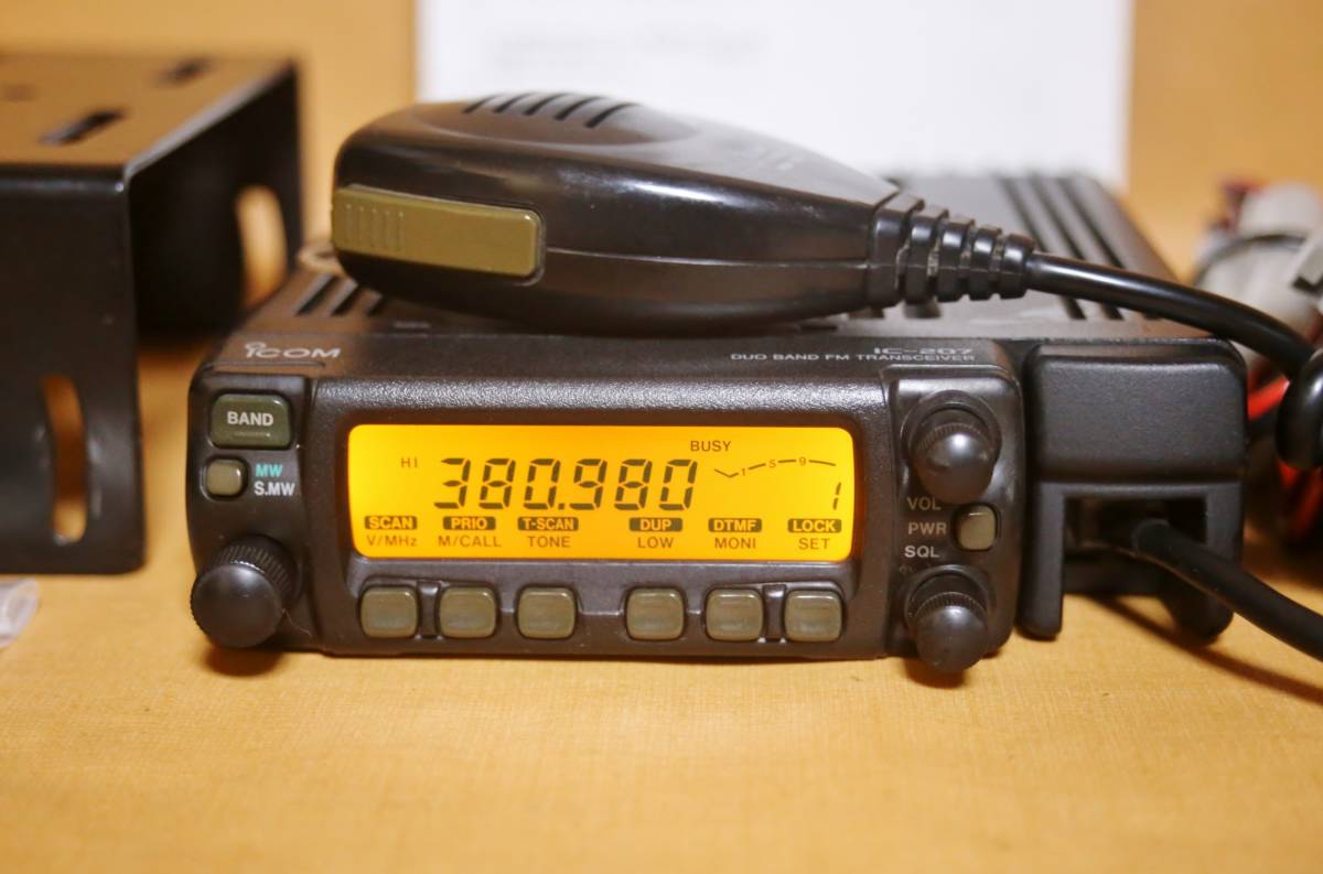 ICOMディユアルバンド…IC-207 受信改造済 アイコム IC-207 144/430MHz デュアルFM 20W 受信改造済み118～950MHz