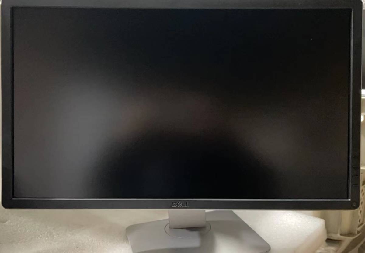 美品 Dell-2414Hb 24型モニター　昇降回転できます・1080P・コード付き・電源コード付き　