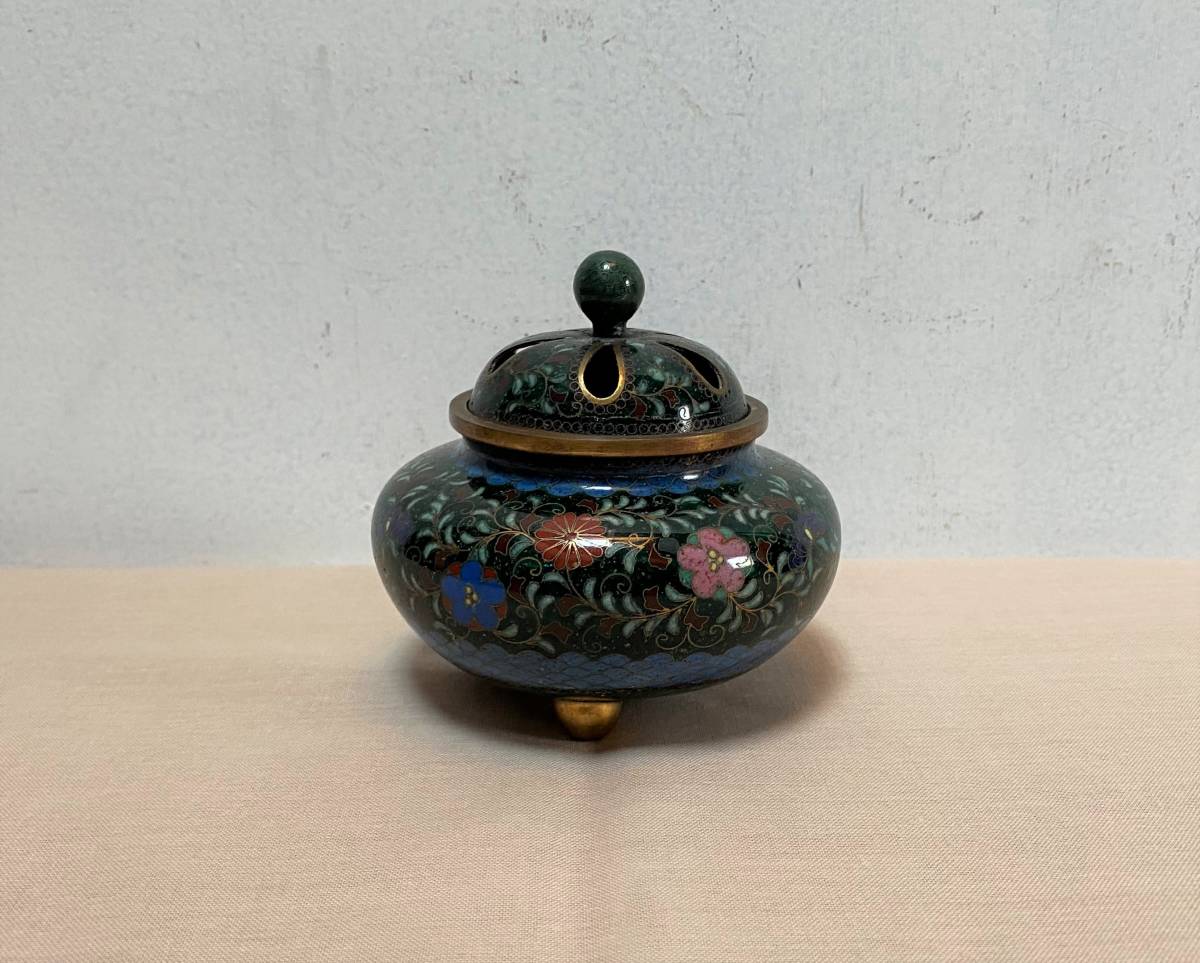 香炉 時代 中国美術 花唐草文 S764. 有線七宝三足香炉 三足器