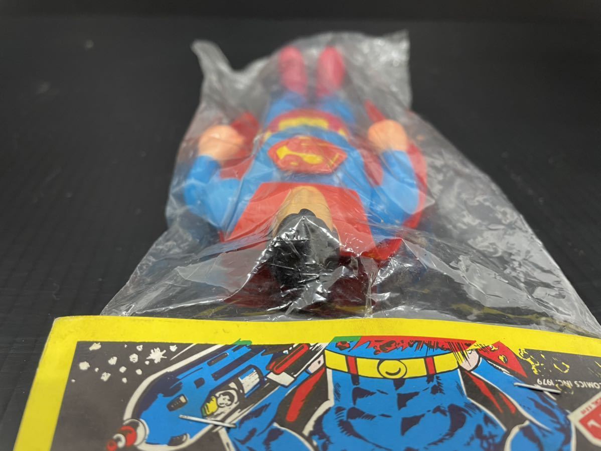 1129s3)DCコミックス スーパーマン ソフビ人形 本体 約13cm アメリカン