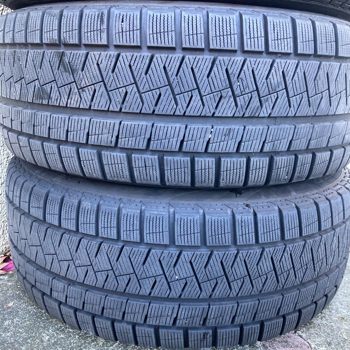 美品 バリ溝 235/50R18 PIRELLI 18×8J +35 PCD114.3 アルファード 