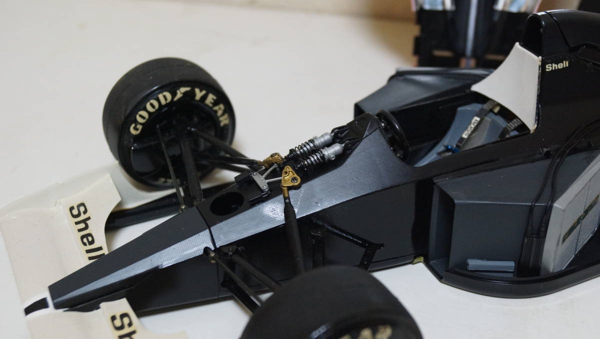 1/12 マクラーレン・ホンダMP4/6 No.1 アイルトン・セナ タミヤ模型  