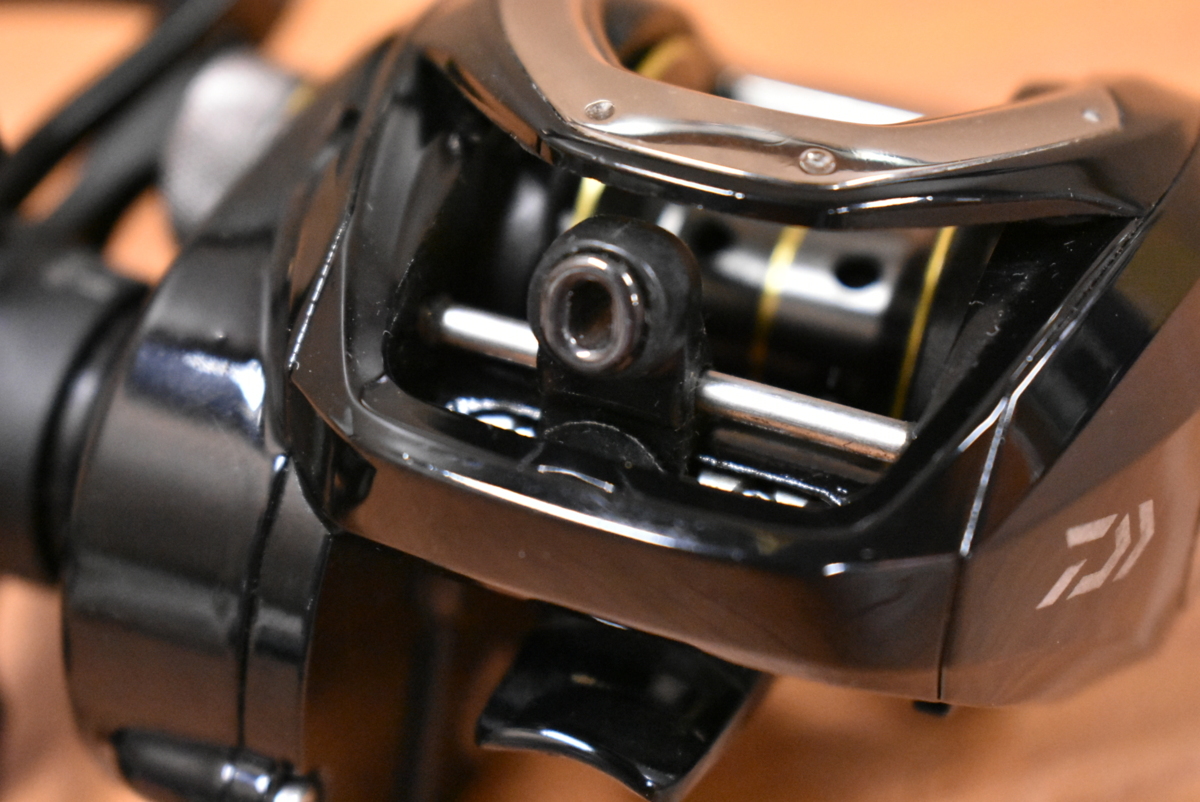 1スタ ダイワ バスx 80sh 右 ギア比 7 5 Daiwa Bass X ベイトリール バス ロックフィッシュ 等に Kkr O1 ダイワ 売買されたオークション情報 Yahooの商品情報をアーカイブ公開 オークファン Aucfan Com