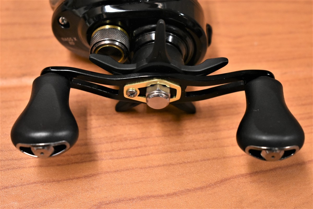 1スタ ダイワ バスx 80sh 右 ギア比 7 5 Daiwa Bass X ベイトリール バス ロックフィッシュ 等に Kkr O1 ダイワ 売買されたオークション情報 Yahooの商品情報をアーカイブ公開 オークファン Aucfan Com