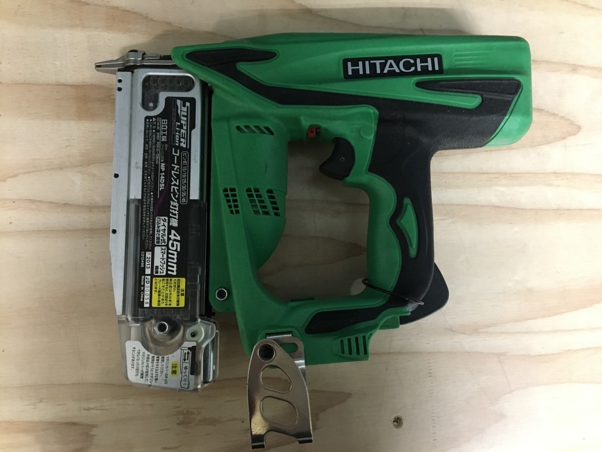【中古美品】【長期保管品】日立工機 充電式ピン釘打ち機 NP14DSL 本体のみ　/　ITTXNTB03TBA　● 日立工機 コードレスピン釘打機 NP14DSL : HiKOKI(ハイコーキ) 電動工具セット