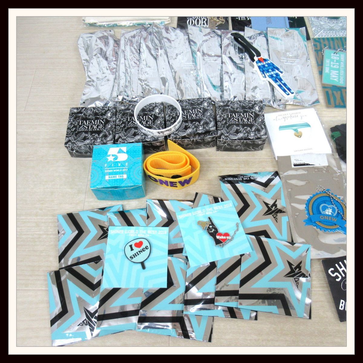 SHINee グッズセット うちわ ラゲッジタグ ポーチ エコバッグ
