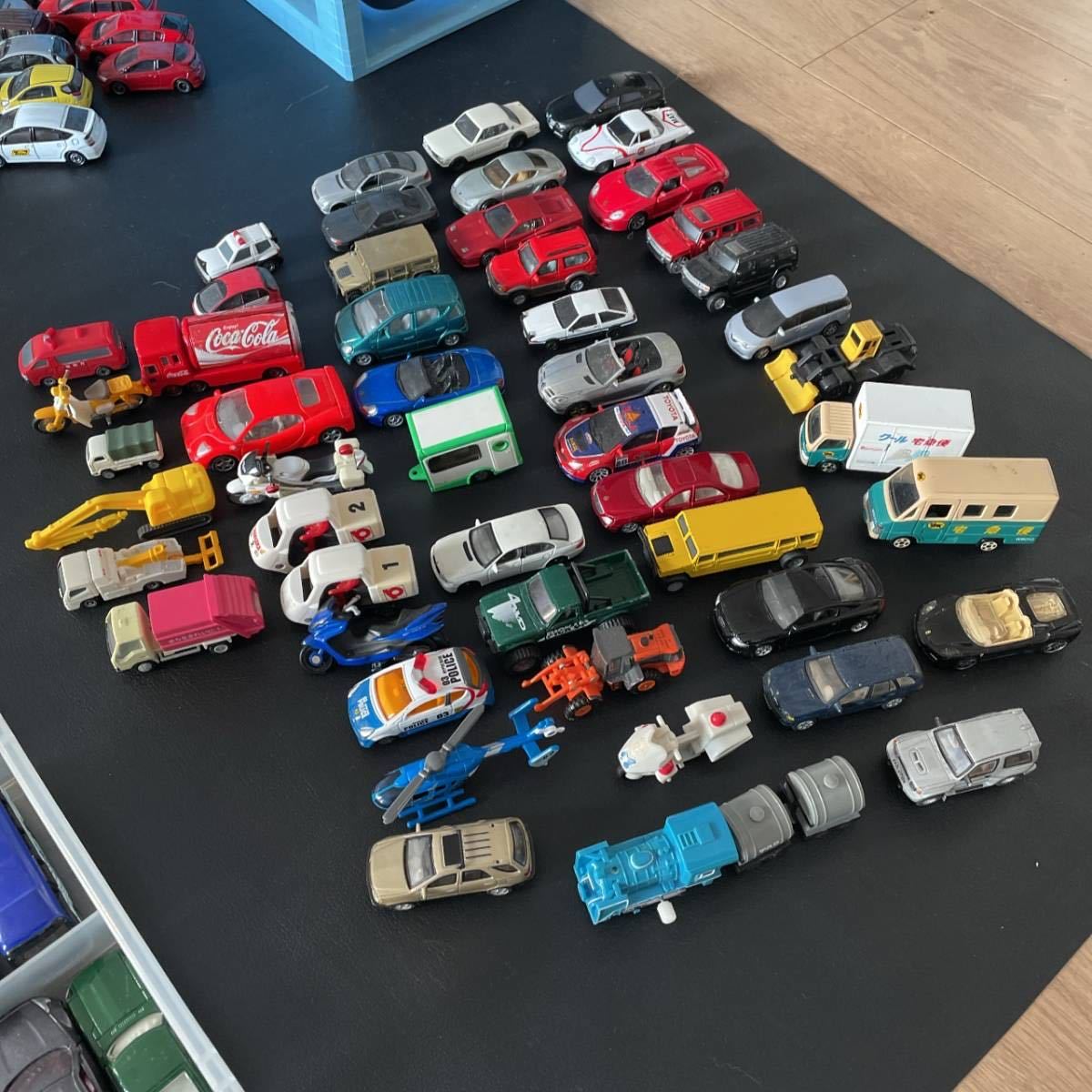 1円スタート】トミカ まとめ売り 約180台 収納ケース付き 中古 