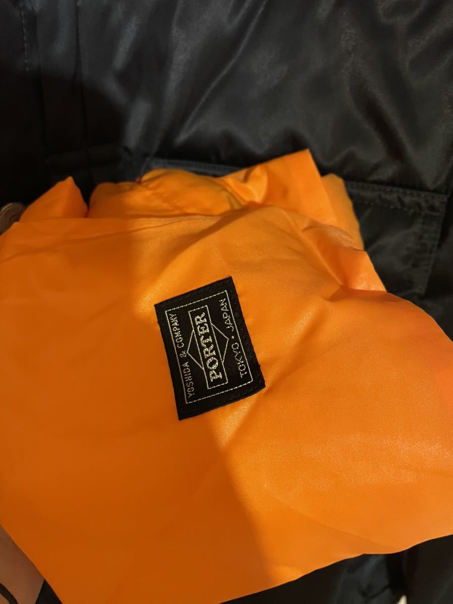 L PORTER × Levi