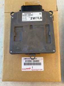 新品トヨタヴェルファイアヘッドライトコンピューター81056-58480 新品トヨタヴェルファイアヘッドライトコンピューター81056-58480